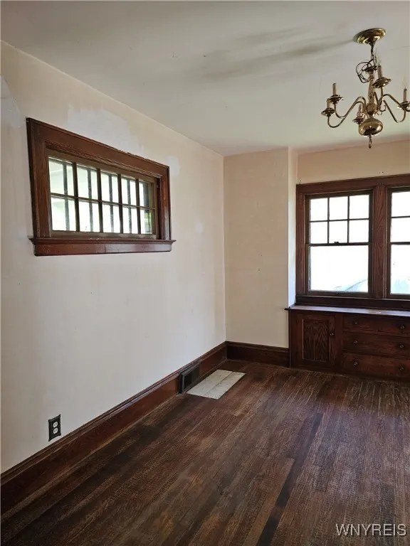 24 Eagle Street, Jamestown, New York 14701, Jamestown, New York 14701, 3 Bedrooms Bedrooms, 6 Rooms Rooms,1 BathroomBathrooms,Residential,For Sale,24 Eagle Street, Jamestown, New York 14701,0,B1641561