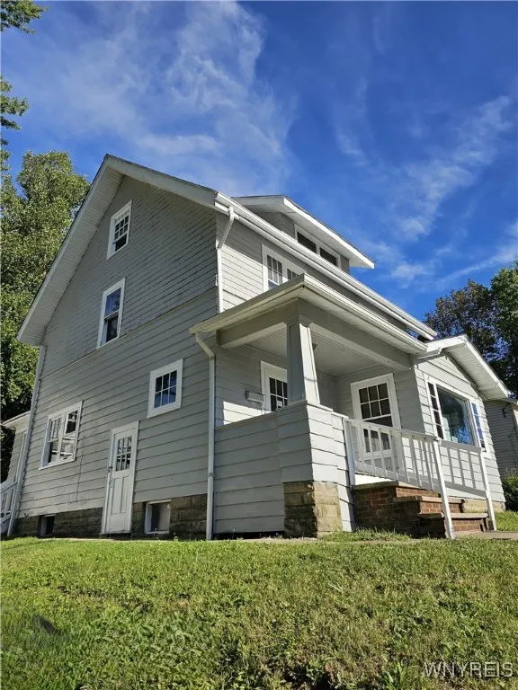 24 Eagle Street, Jamestown, New York 14701, Jamestown, New York 14701, 3 Bedrooms Bedrooms, 6 Rooms Rooms,1 BathroomBathrooms,Residential,For Sale,24 Eagle Street, Jamestown, New York 14701,0,B1641561