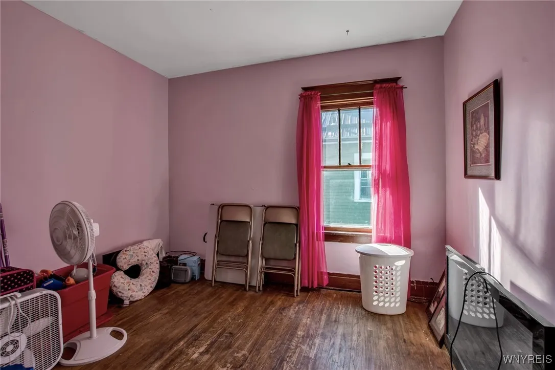 Bedroom 1 - Upper