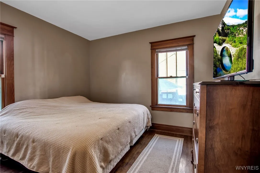 Bedroom 2 - Lower