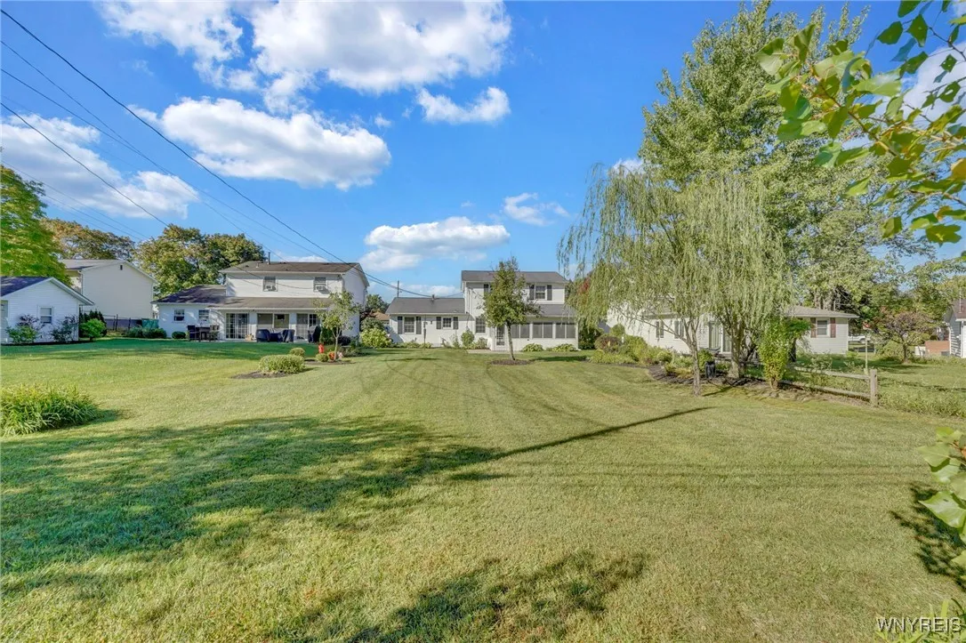 4161 Sheva Lane, Hamburg, New York 14075, Hamburg, New York 14075, 3 Bedrooms Bedrooms, 11 Rooms Rooms,1 BathroomBathrooms,Residential,For Sale,4161 Sheva Lane, Hamburg, New York 14075,0,B1641193