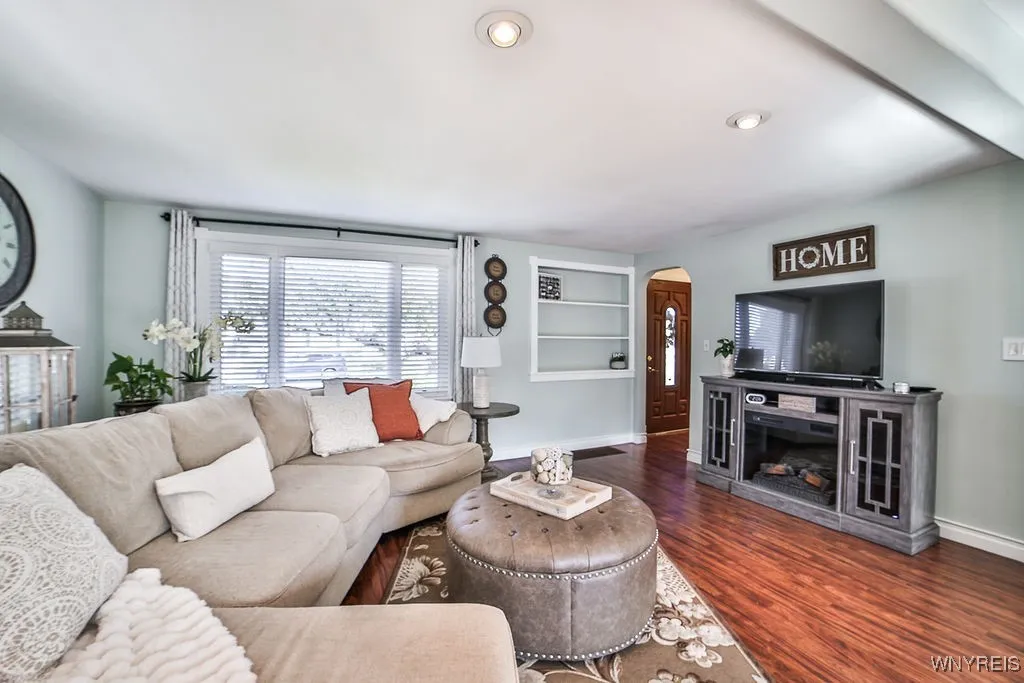 84 Coventry Road, Tonawanda, New York 14217, Tonawanda, New York 14217, 2 Bedrooms Bedrooms, 5 Rooms Rooms,1 BathroomBathrooms,Residential,Closed,84 Coventry Road, Tonawanda, New York 14217,0,B1641300