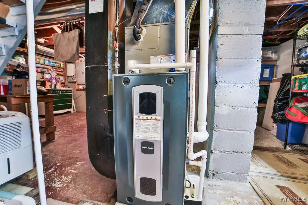 84 Coventry Road, Tonawanda, New York 14217, Tonawanda, New York 14217, 2 Bedrooms Bedrooms, 5 Rooms Rooms,1 BathroomBathrooms,Residential,Closed,84 Coventry Road, Tonawanda, New York 14217,0,B1641300