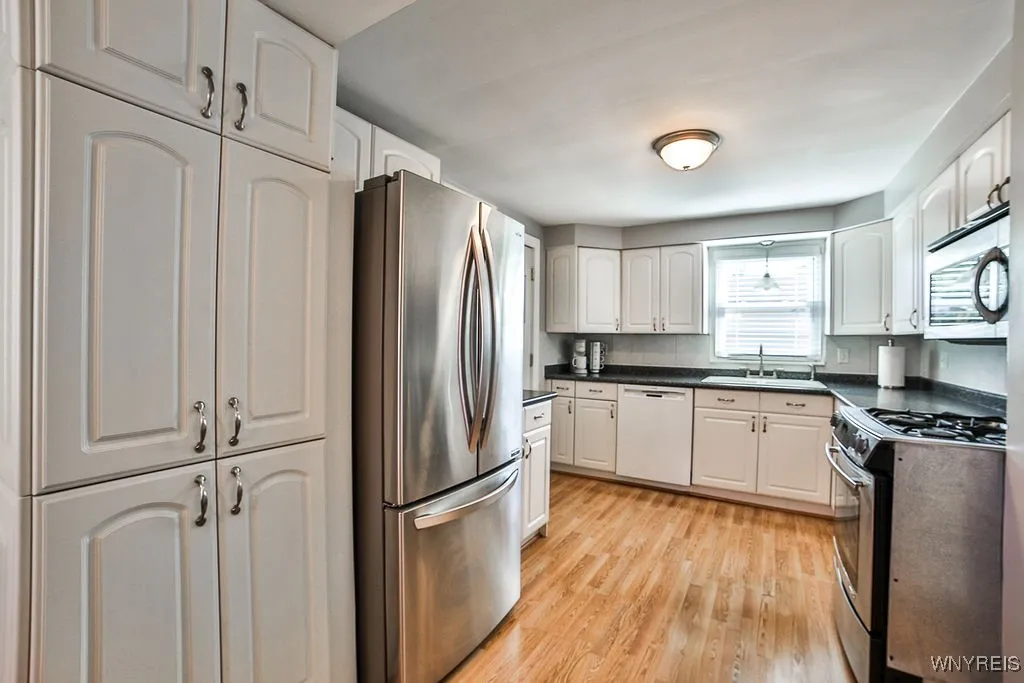 84 Coventry Road, Tonawanda, New York 14217, Tonawanda, New York 14217, 2 Bedrooms Bedrooms, 5 Rooms Rooms,1 BathroomBathrooms,Residential,Closed,84 Coventry Road, Tonawanda, New York 14217,0,B1641300