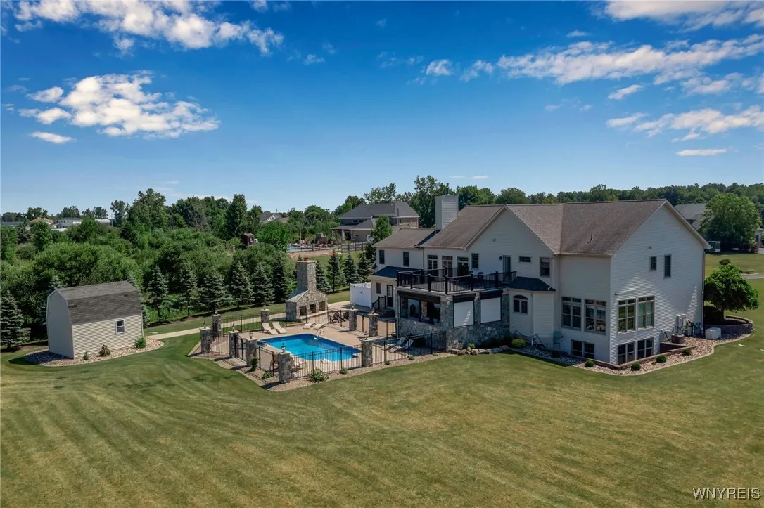 6408 Heise Road, Clarence, New York 14032, Clarence, New York 14032, 4 Bedrooms Bedrooms, 15 Rooms Rooms,3 BathroomsBathrooms,Residential Lease,For Rent,6408 Heise Road, Clarence, New York 14032,0,B1640344