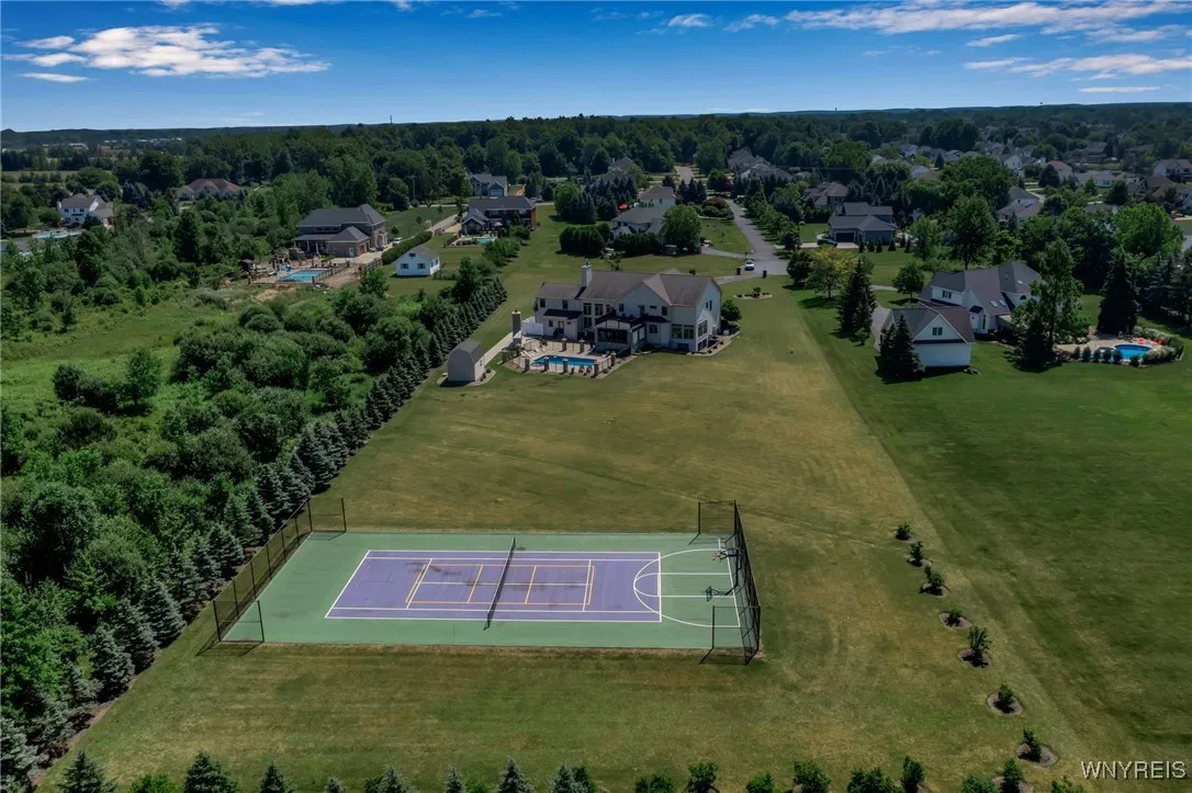 6408 Heise Road, Clarence, New York 14032, Clarence, New York 14032, 4 Bedrooms Bedrooms, 15 Rooms Rooms,3 BathroomsBathrooms,Residential Lease,For Rent,6408 Heise Road, Clarence, New York 14032,0,B1640344