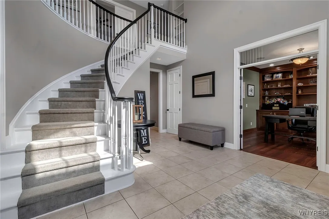 6408 Heise Road, Clarence, New York 14032, Clarence, New York 14032, 4 Bedrooms Bedrooms, 15 Rooms Rooms,3 BathroomsBathrooms,Residential Lease,For Rent,6408 Heise Road, Clarence, New York 14032,0,B1640344