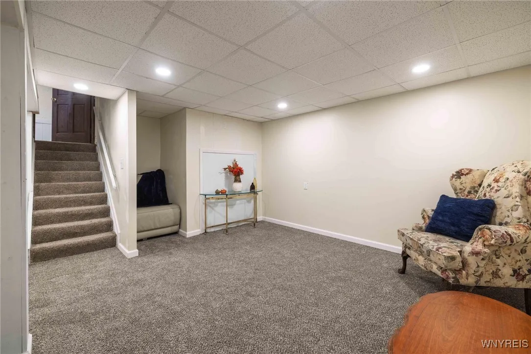 131 Shady Grove Drive, Amherst, New York 14051, Amherst, New York 14051, 3 Bedrooms Bedrooms, 11 Rooms Rooms,2 BathroomsBathrooms,Residential,For Sale,131 Shady Grove Drive, Amherst, New York 14051,0,B1641221