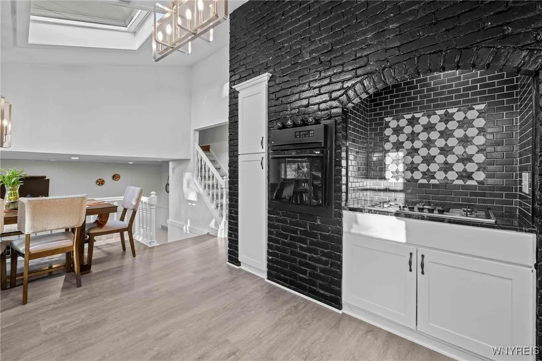 131 Shady Grove Drive, Amherst, New York 14051, Amherst, New York 14051, 3 Bedrooms Bedrooms, 11 Rooms Rooms,2 BathroomsBathrooms,Residential,For Sale,131 Shady Grove Drive, Amherst, New York 14051,0,B1641221