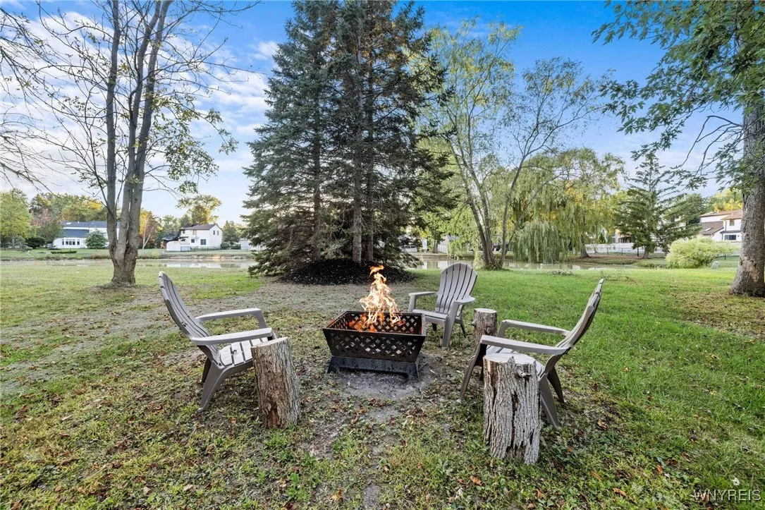 131 Shady Grove Drive, Amherst, New York 14051, Amherst, New York 14051, 3 Bedrooms Bedrooms, 11 Rooms Rooms,2 BathroomsBathrooms,Residential,For Sale,131 Shady Grove Drive, Amherst, New York 14051,0,B1641221