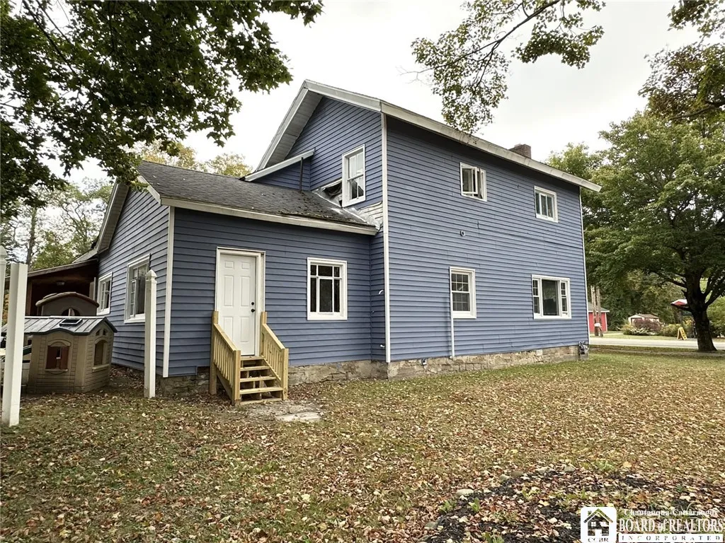 144 Main Street, Randolph, New York 14772, Randolph, New York 14772, 5 Bedrooms Bedrooms, 11 Rooms Rooms,1 BathroomBathrooms,Residential,For Sale,144 Main Street, Randolph, New York 14772,0,R1640229