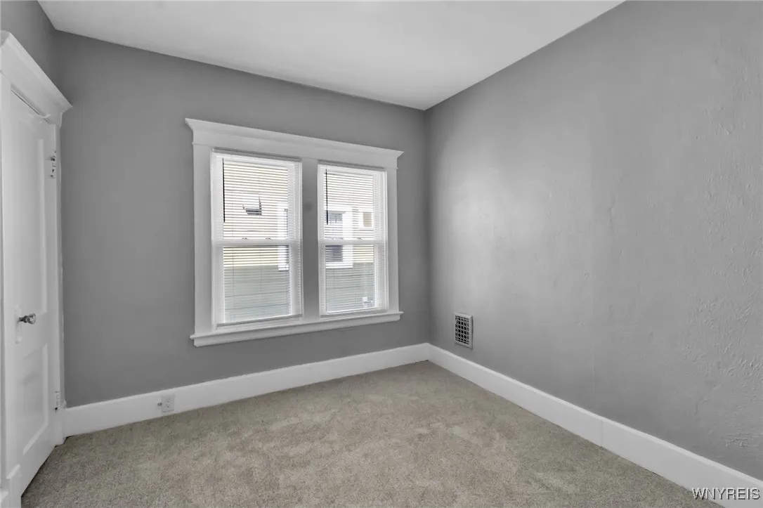 24 Lovering Avenue, Buffalo, New York 14216, Buffalo, New York 14216, 6 Bedrooms Bedrooms, ,2 BathroomsBathrooms,Residential,For Sale,24 Lovering Avenue, Buffalo, New York 14216,0,B1641028