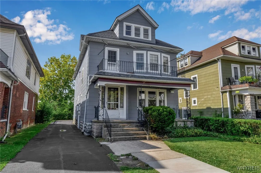 24 Lovering Avenue, Buffalo, New York 14216, Buffalo, New York 14216, 6 Bedrooms Bedrooms, ,2 BathroomsBathrooms,Residential,For Sale,24 Lovering Avenue, Buffalo, New York 14216,0,B1641028