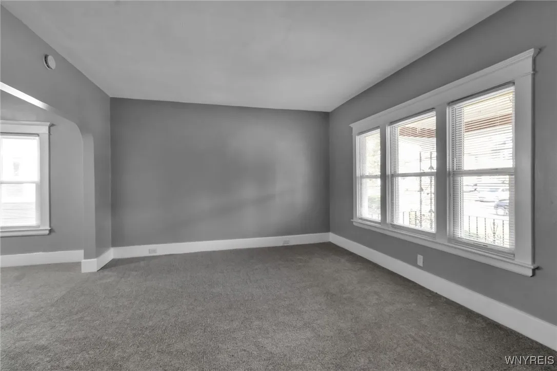 24 Lovering Avenue, Buffalo, New York 14216, Buffalo, New York 14216, 6 Bedrooms Bedrooms, ,2 BathroomsBathrooms,Residential,For Sale,24 Lovering Avenue, Buffalo, New York 14216,0,B1641028