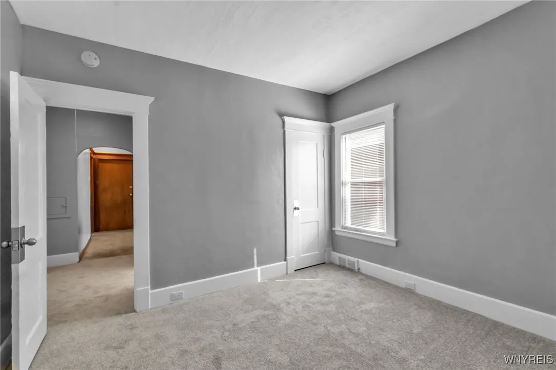 24 Lovering Avenue, Buffalo, New York 14216, Buffalo, New York 14216, 6 Bedrooms Bedrooms, ,2 BathroomsBathrooms,Residential,For Sale,24 Lovering Avenue, Buffalo, New York 14216,0,B1641028