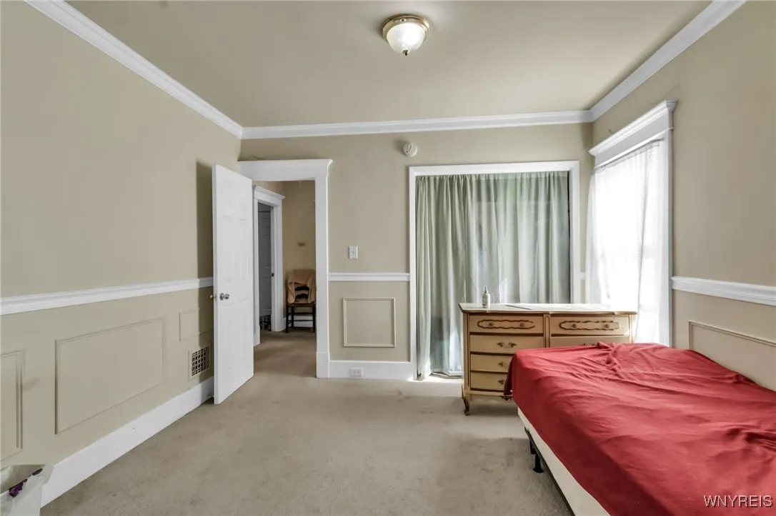24 Lovering Avenue, Buffalo, New York 14216, Buffalo, New York 14216, 6 Bedrooms Bedrooms, ,2 BathroomsBathrooms,Residential,For Sale,24 Lovering Avenue, Buffalo, New York 14216,0,B1641028