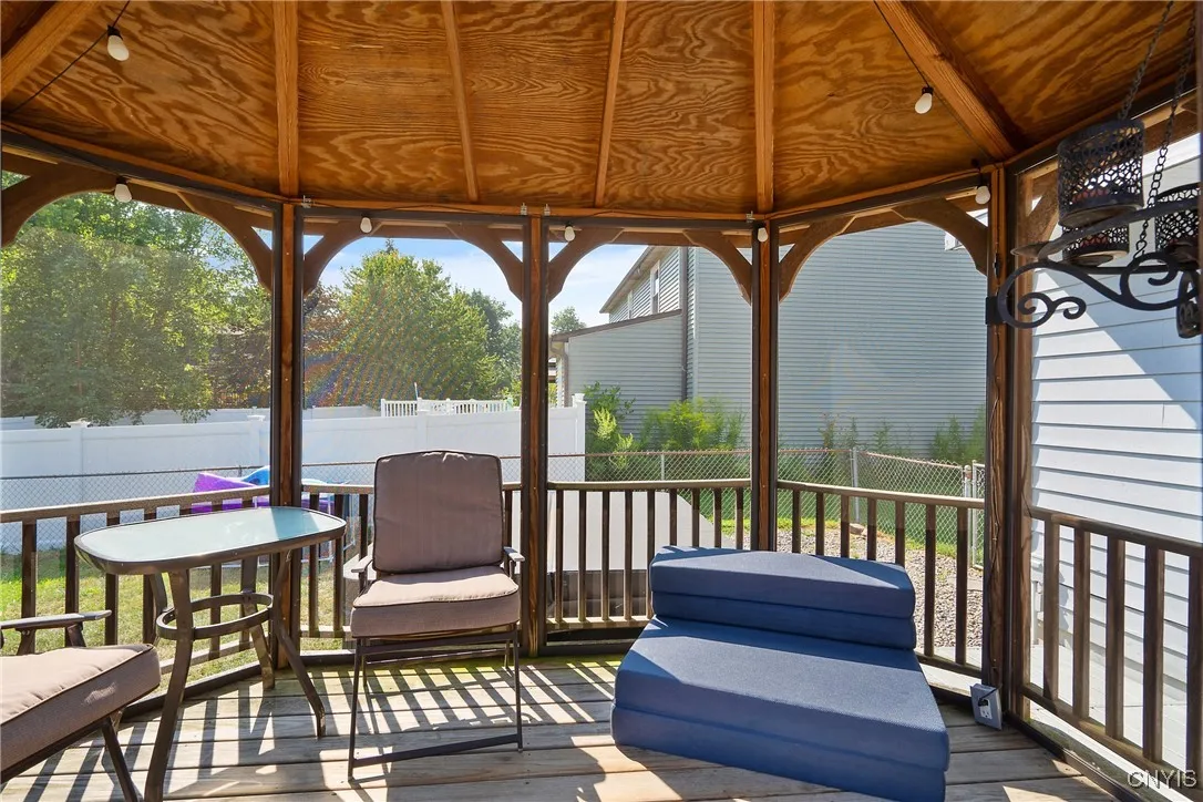 6038 Haifa Lane, Cicero, New York 13039, Cicero, New York 13039, 3 Bedrooms Bedrooms, 10 Rooms Rooms,2 BathroomsBathrooms,Residential,For Sale,6038 Haifa Lane, Cicero, New York 13039,0,S1641739