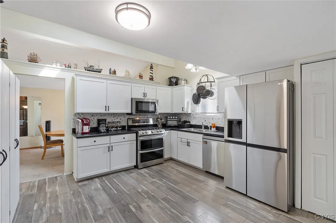 6038 Haifa Lane, Cicero, New York 13039, Cicero, New York 13039, 3 Bedrooms Bedrooms, 10 Rooms Rooms,2 BathroomsBathrooms,Residential,For Sale,6038 Haifa Lane, Cicero, New York 13039,0,S1641739