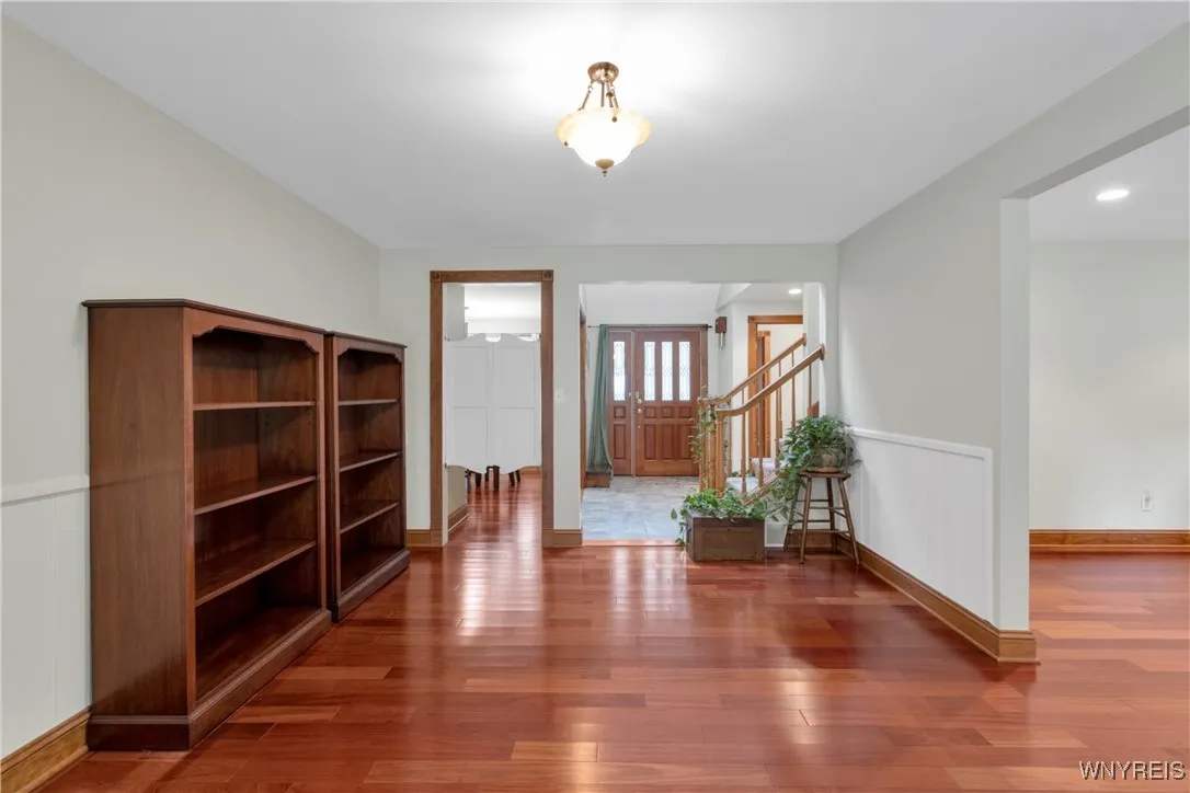 36 Hillcrest Road, Aurora, New York 14052, Aurora, New York 14052, 4 Bedrooms Bedrooms, 10 Rooms Rooms,2 BathroomsBathrooms,Residential,Closed,36 Hillcrest Road, Aurora, New York 14052,0,B1641520