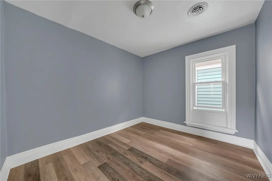 133 Rhode Island Street, Buffalo, New York 14213, Buffalo, New York 14213, 5 Bedrooms Bedrooms, ,3 BathroomsBathrooms,Residential,For Sale,133 Rhode Island Street, Buffalo, New York 14213,0,B1641100