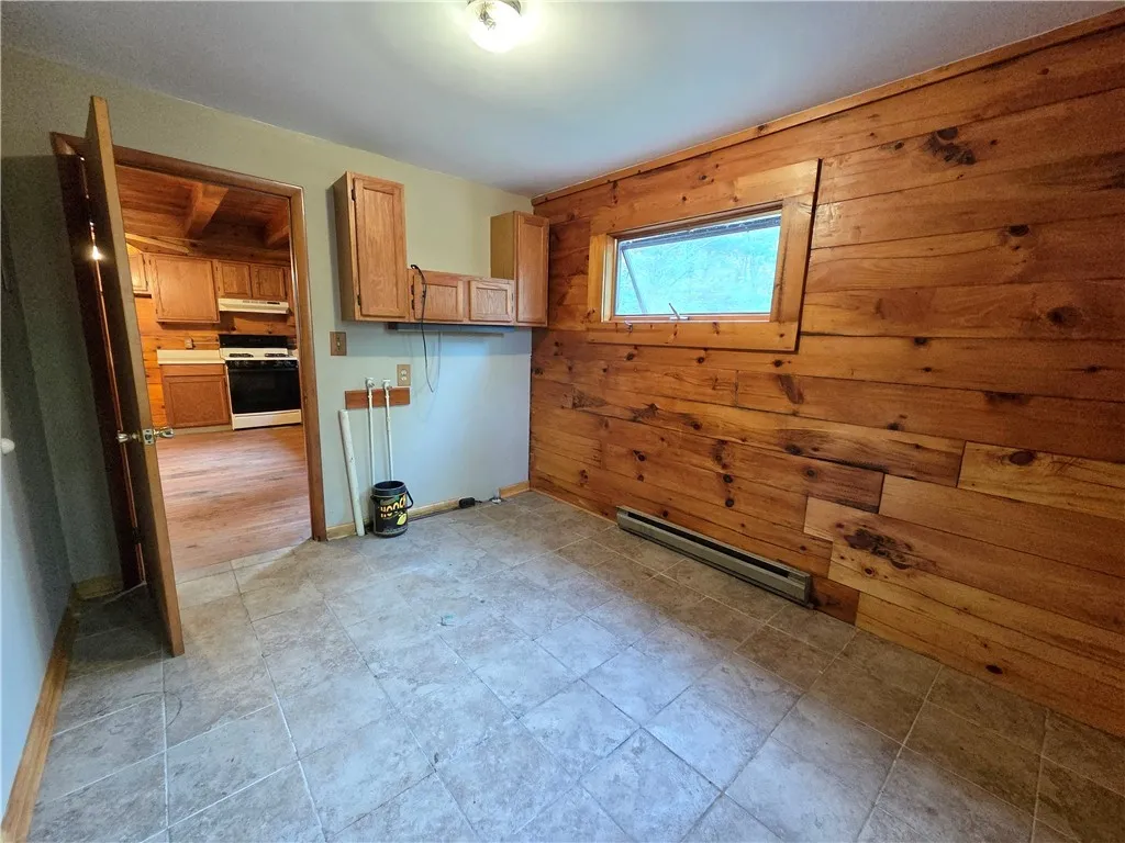 3100 Comfort Hill Road, Ashland, New York 14894, Ashland, New York 14894, 4 Bedrooms Bedrooms, 10 Rooms Rooms,1 BathroomBathrooms,Residential,For Sale,3100 Comfort Hill Road, Ashland, New York 14894,0,R1641767