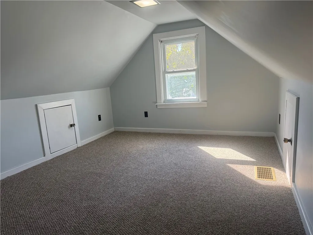 50 Manchester Street, Rochester, New York 14621, Rochester, New York 14621, 1 Bedroom Bedrooms, 5 Rooms Rooms,1 BathroomBathrooms,Residential,Closed,50 Manchester Street, Rochester, New York 14621,0,R1641437
