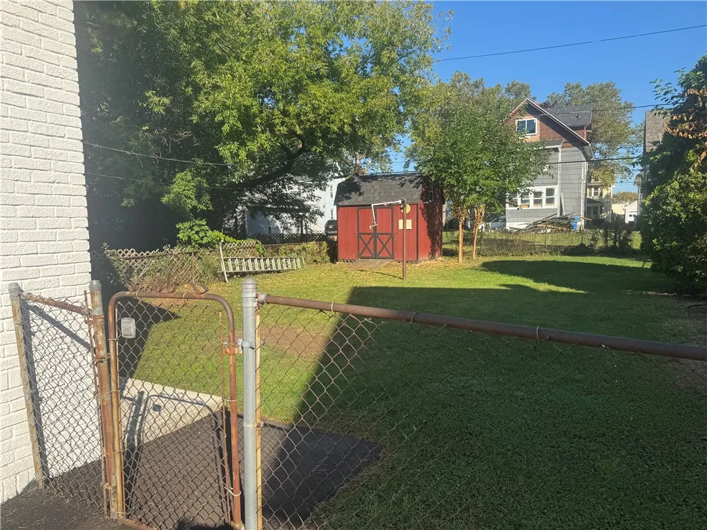 50 Manchester Street, Rochester, New York 14621, Rochester, New York 14621, 1 Bedroom Bedrooms, 5 Rooms Rooms,1 BathroomBathrooms,Residential,Closed,50 Manchester Street, Rochester, New York 14621,0,R1641437