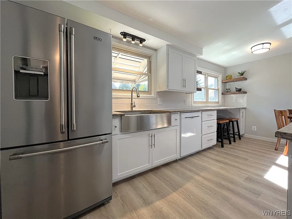 739 Longmeadow Road, Amherst, New York 14226, Amherst, New York 14226, 3 Bedrooms Bedrooms, 6 Rooms Rooms,2 BathroomsBathrooms,Residential,For Sale,739 Longmeadow Road, Amherst, New York 14226,0,B1641646