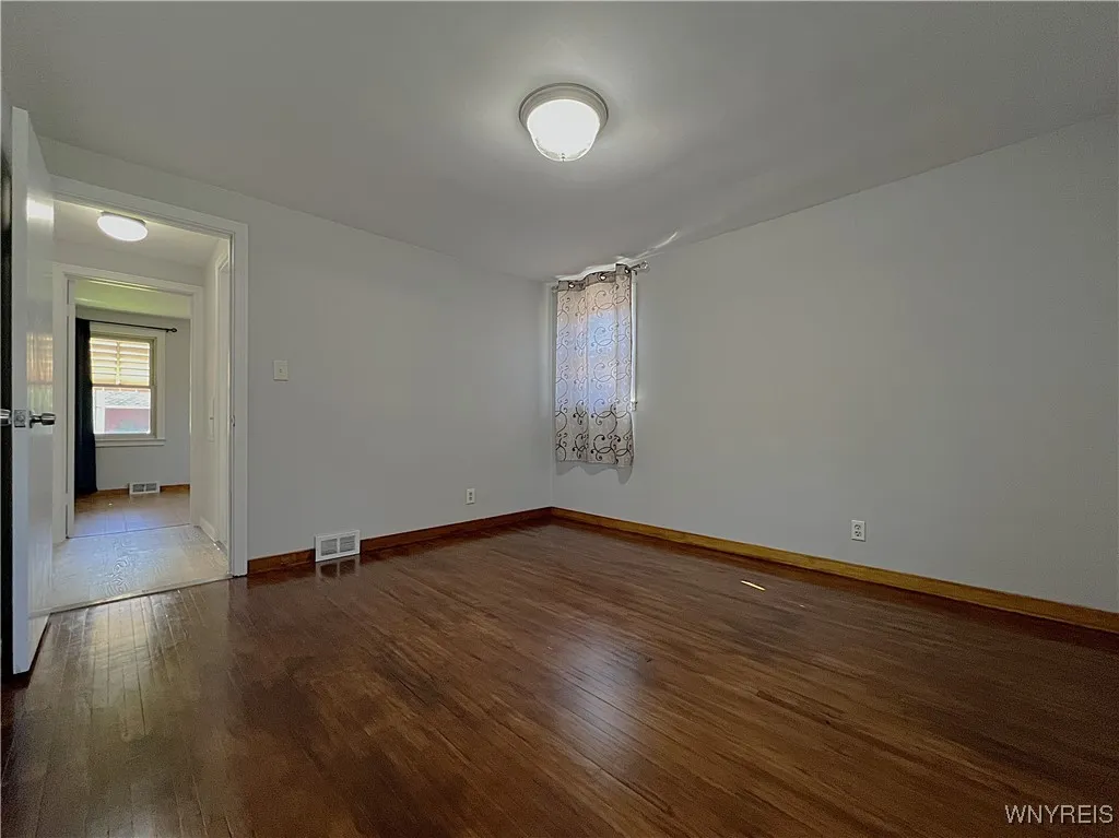 739 Longmeadow Road, Amherst, New York 14226, Amherst, New York 14226, 3 Bedrooms Bedrooms, 6 Rooms Rooms,2 BathroomsBathrooms,Residential,For Sale,739 Longmeadow Road, Amherst, New York 14226,0,B1641646