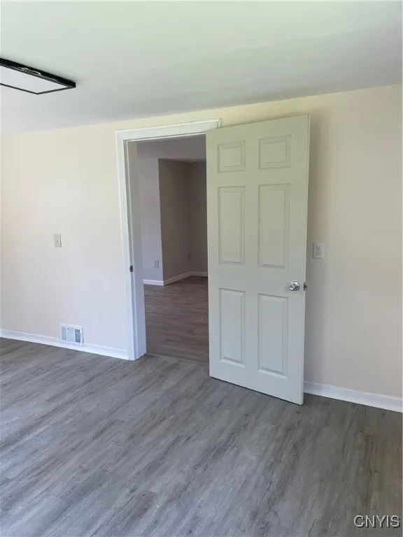 169 West Remington Street, Rutland, New York 13612, Rutland, New York 13612, 1 Bedroom Bedrooms, 4 Rooms Rooms,1 BathroomBathrooms,Residential Lease,Closed,169 West Remington Street, Rutland, New York 13612,0,S1641457