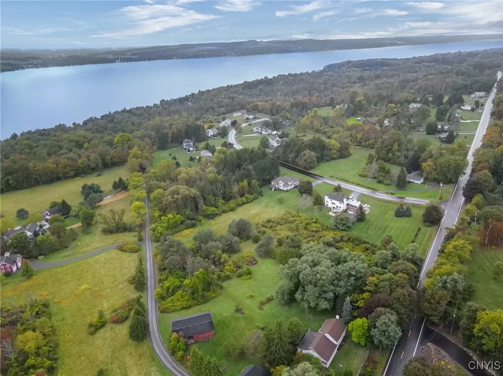 There is an easement down Woodland Rd to the shared waterfront area.