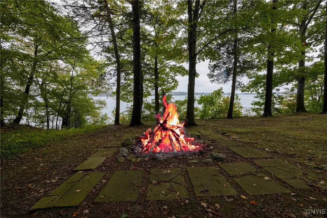 2081 East Lake Road, Spafford, New York 13152, Spafford, New York 13152, 3 Bedrooms Bedrooms, 12 Rooms Rooms,2 BathroomsBathrooms,Residential,Closed,2081 East Lake Road, Spafford, New York 13152,0,S1639079