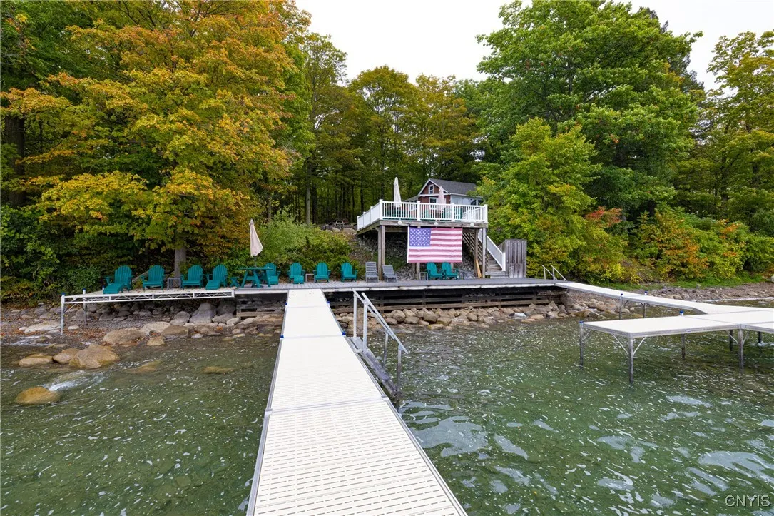 2081 East Lake Road, Spafford, New York 13152, Spafford, New York 13152, 3 Bedrooms Bedrooms, 12 Rooms Rooms,2 BathroomsBathrooms,Residential,Closed,2081 East Lake Road, Spafford, New York 13152,0,S1639079