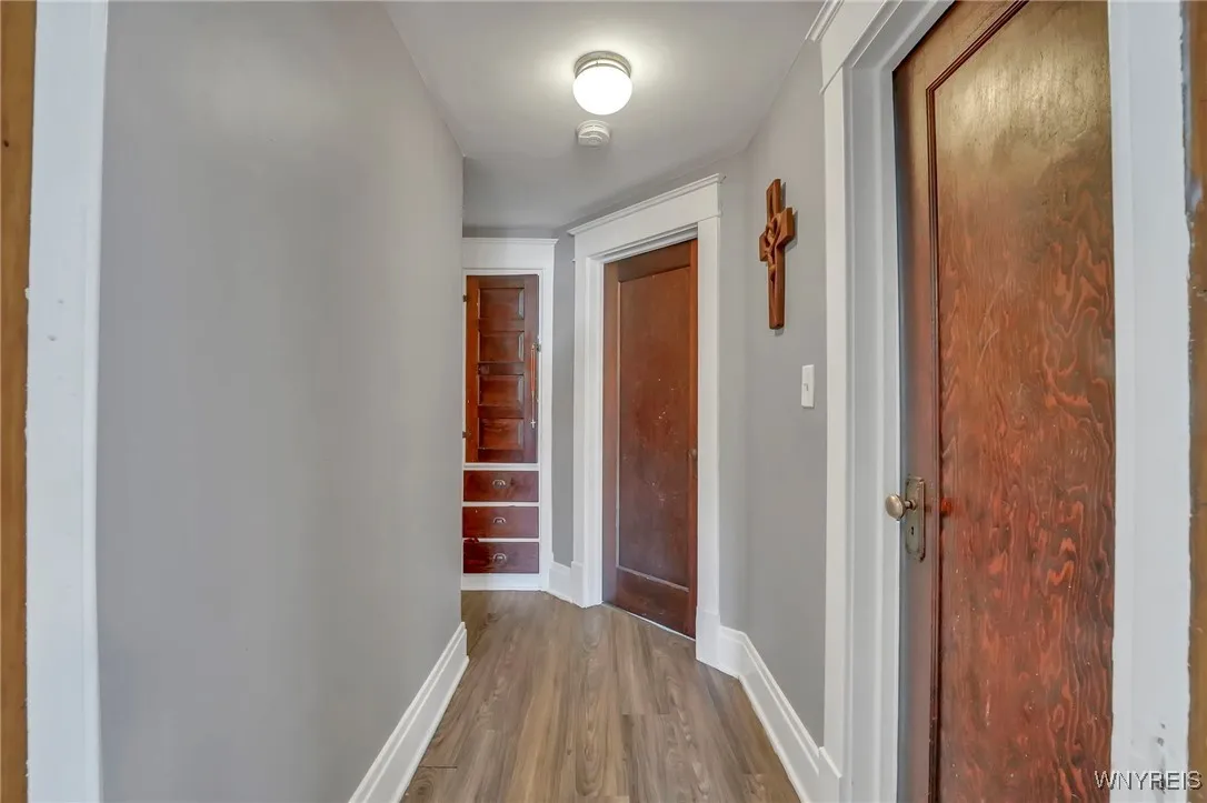 92 Tremont Avenue, Tonawanda, New York 14217, Tonawanda, New York 14217, 4 Bedrooms Bedrooms, ,2 BathroomsBathrooms,Residential,For Sale,92 Tremont Avenue, Tonawanda, New York 14217,0,B1641827