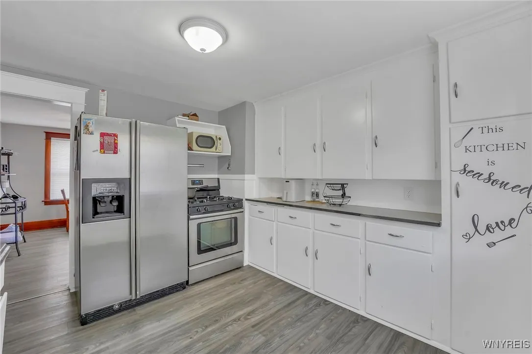 92 Tremont Avenue, Tonawanda, New York 14217, Tonawanda, New York 14217, 4 Bedrooms Bedrooms, ,2 BathroomsBathrooms,Residential,For Sale,92 Tremont Avenue, Tonawanda, New York 14217,0,B1641827