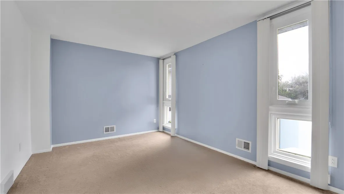 37 Blue Ridge Road, Penfield, New York 14526, Penfield, New York 14526, 4 Bedrooms Bedrooms, 6 Rooms Rooms,2 BathroomsBathrooms,Residential Lease,For Rent,37 Blue Ridge Road, Penfield, New York 14526,0,R1640177