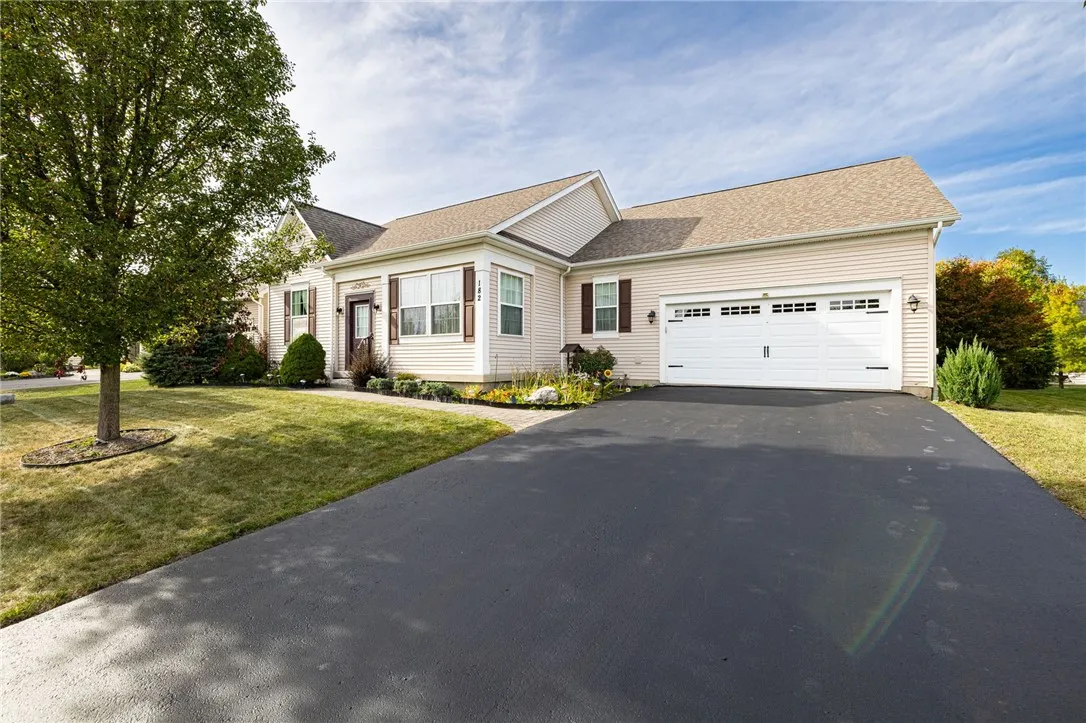 182 Kennedy St, Canandaigua City, New York 14424, Canandaigua City, New York 14424, 2 Bedrooms Bedrooms, 7 Rooms Rooms,2 BathroomsBathrooms,Residential,Closed,182 Kennedy St, Canandaigua City, New York 14424,0,R1641467