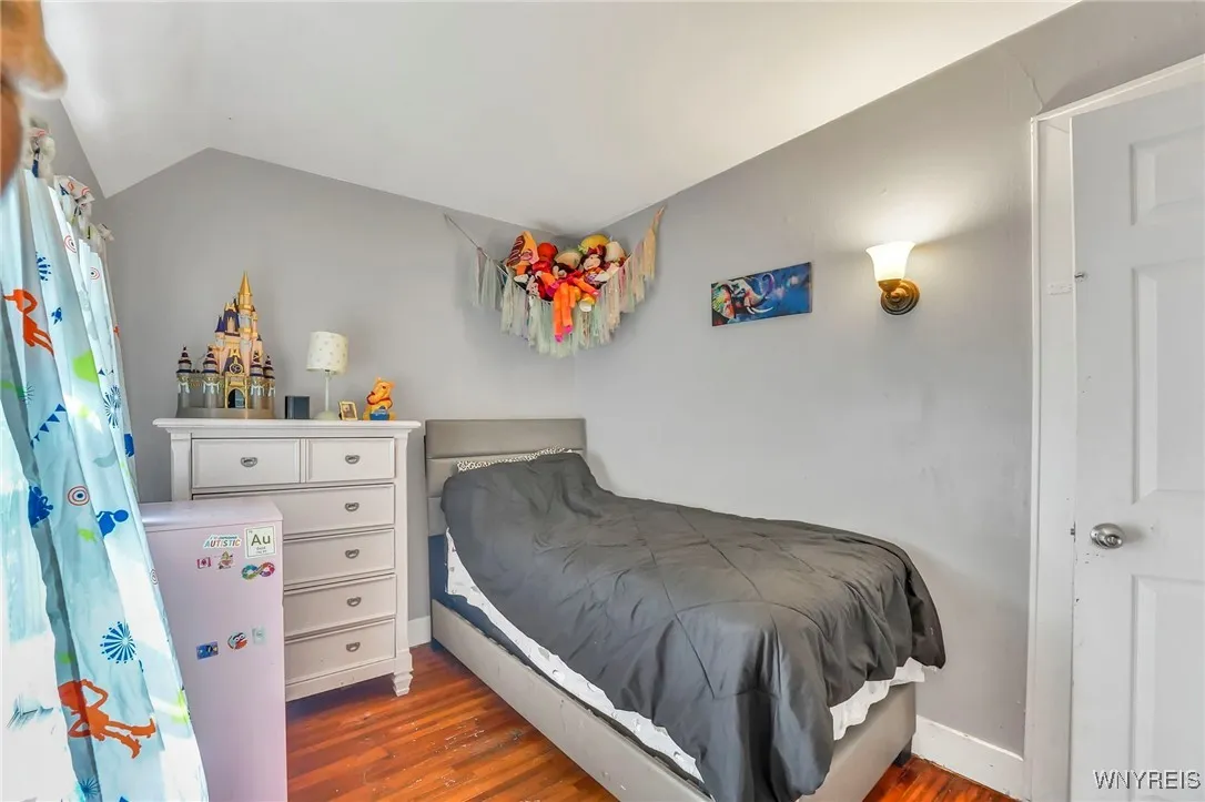 73 Baynes Street, Buffalo, New York 14213, Buffalo, New York 14213, 4 Bedrooms Bedrooms, ,2 BathroomsBathrooms,Residential,For Sale,73 Baynes Street, Buffalo, New York 14213,0,B1641837