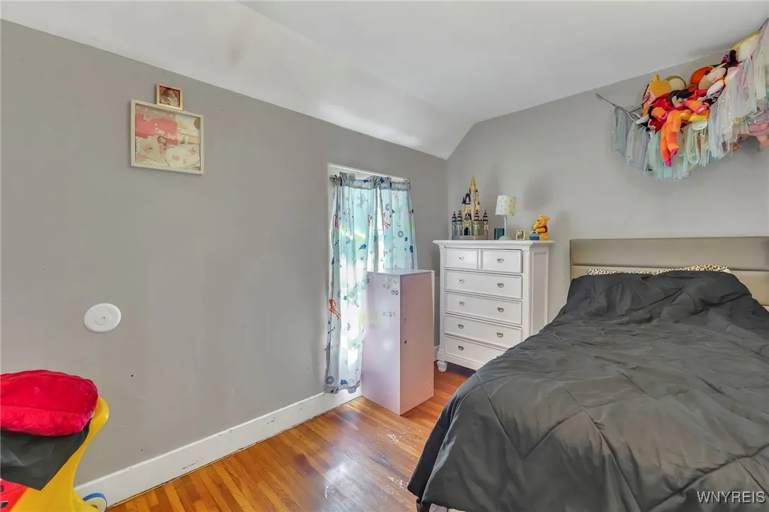 73 Baynes Street, Buffalo, New York 14213, Buffalo, New York 14213, 4 Bedrooms Bedrooms, ,2 BathroomsBathrooms,Residential,For Sale,73 Baynes Street, Buffalo, New York 14213,0,B1641837