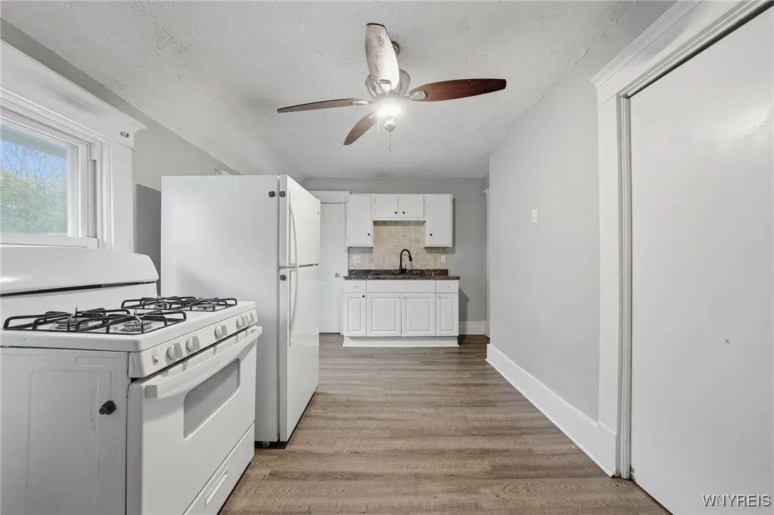 73 Baynes Street, Buffalo, New York 14213, Buffalo, New York 14213, 4 Bedrooms Bedrooms, ,2 BathroomsBathrooms,Residential,For Sale,73 Baynes Street, Buffalo, New York 14213,0,B1641837