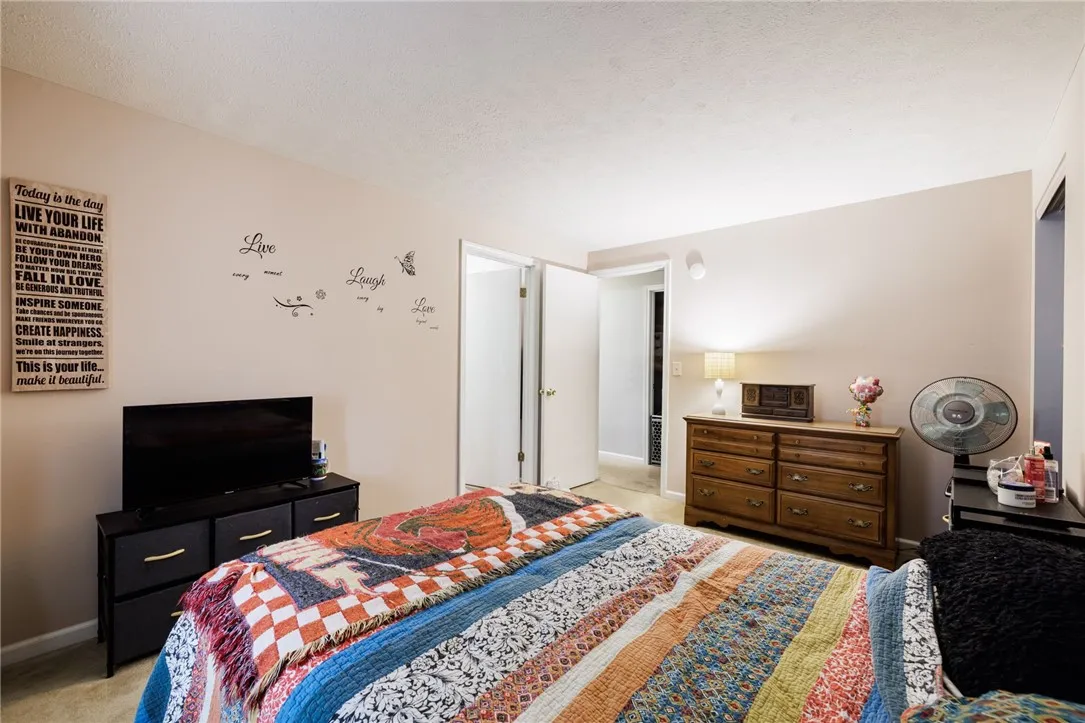 1 Salmon Run, Parma, New York 14468, Parma, New York 14468, 2 Bedrooms Bedrooms, 6 Rooms Rooms,2 BathroomsBathrooms,Residential,Closed,1 Salmon Run, Parma, New York 14468,0,R1641522