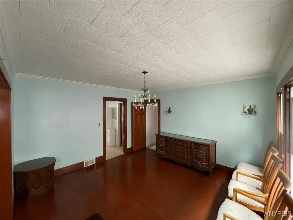 174 Lincoln Blvd, Tonawanda, New York 14217, Tonawanda, New York 14217, 3 Bedrooms Bedrooms, 6 Rooms Rooms,1 BathroomBathrooms,Residential Lease,For Rent,174 Lincoln Blvd, Tonawanda, New York 14217,0,B1639972