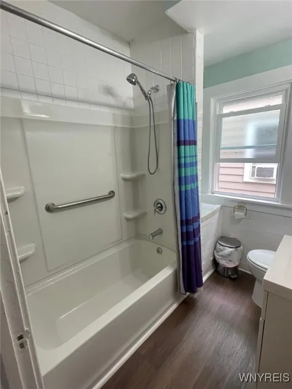 174 Lincoln Blvd, Tonawanda, New York 14217, Tonawanda, New York 14217, 3 Bedrooms Bedrooms, 6 Rooms Rooms,1 BathroomBathrooms,Residential Lease,For Rent,174 Lincoln Blvd, Tonawanda, New York 14217,0,B1639972