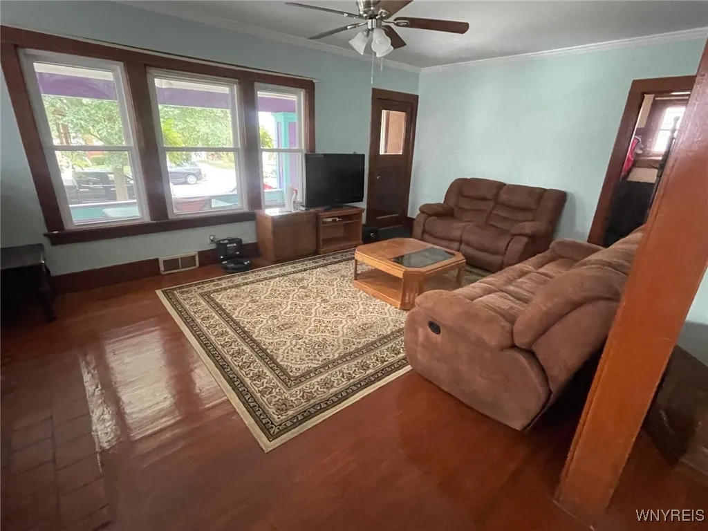 174 Lincoln Blvd, Tonawanda, New York 14217, Tonawanda, New York 14217, 3 Bedrooms Bedrooms, 6 Rooms Rooms,1 BathroomBathrooms,Residential Lease,For Rent,174 Lincoln Blvd, Tonawanda, New York 14217,0,B1639972