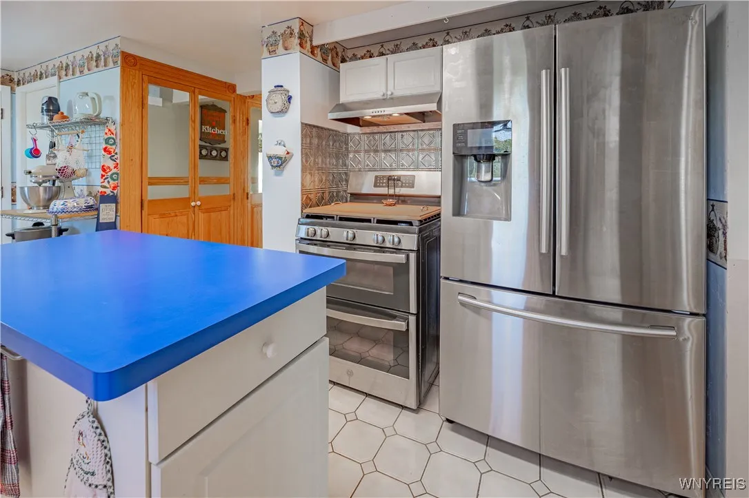 18 Louise Drive, Cheektowaga, New York 14227, Cheektowaga, New York 14227, 3 Bedrooms Bedrooms, 9 Rooms Rooms,1 BathroomBathrooms,Residential,For Sale,18 Louise Drive, Cheektowaga, New York 14227,0,B1640856