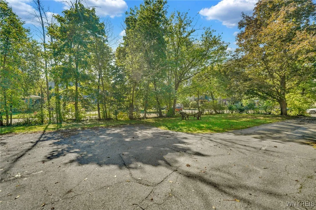 415 Crescent Avenue, Buffalo, New York 14214, Buffalo, New York 14214, 6 Bedrooms Bedrooms, ,Multi Family,For Sale,415 Crescent Avenue, Buffalo, New York 14214,0,B1641858