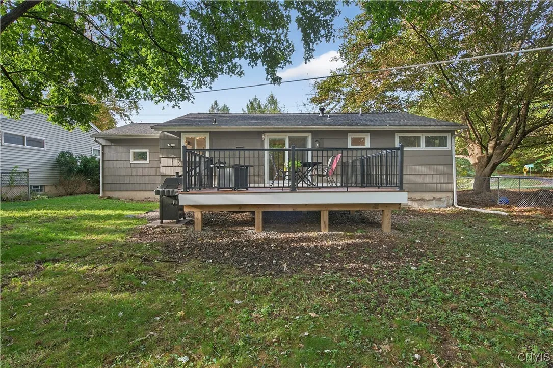 Who wouldn't love unwinding after a long day here in this oasis just outside your door?