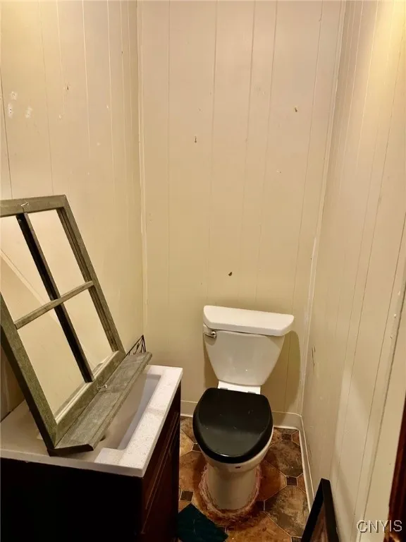 121 West Pleasant Avenue, Syracuse, New York 13205, Syracuse, New York 13205, 4 Bedrooms Bedrooms, 7 Rooms Rooms,1 BathroomBathrooms,Residential,For Sale,121 West Pleasant Avenue, Syracuse, New York 13205,0,S1641866