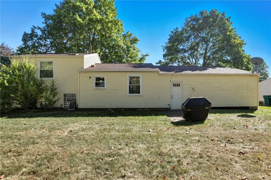 46 Cascade Road, Henrietta, New York 14586, Henrietta, New York 14586, 3 Bedrooms Bedrooms, 7 Rooms Rooms,1 BathroomBathrooms,Residential,Closed,46 Cascade Road, Henrietta, New York 14586,0,R1641505