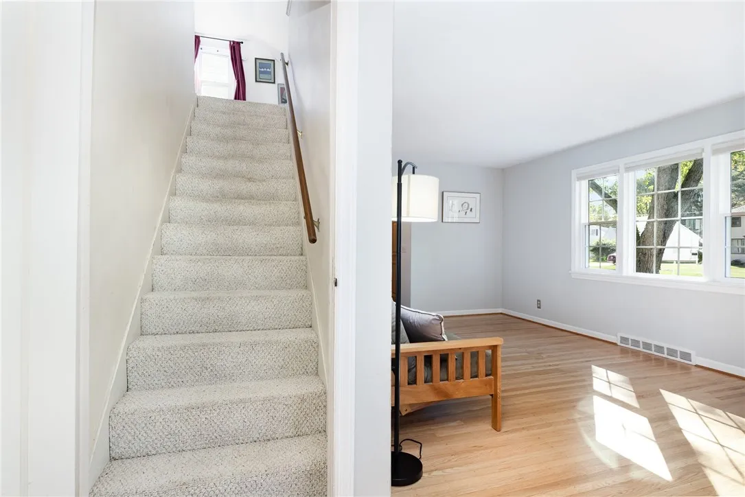 96 Fairlea Drive, Irondequoit, New York 14622, Irondequoit, New York 14622, 3 Bedrooms Bedrooms, 6 Rooms Rooms,2 BathroomsBathrooms,Residential,Closed,96 Fairlea Drive, Irondequoit, New York 14622,0,R1641450